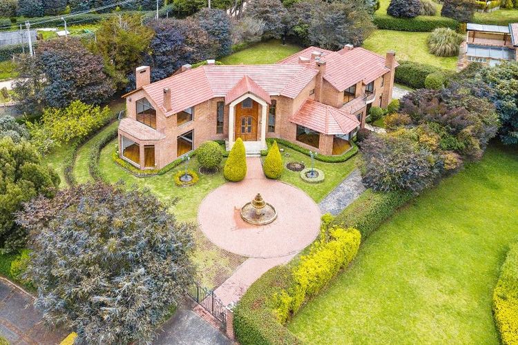 Casa de 7 alcobas en venta en El Salitre, La Calera, 1876 m² · foto 23 de 23