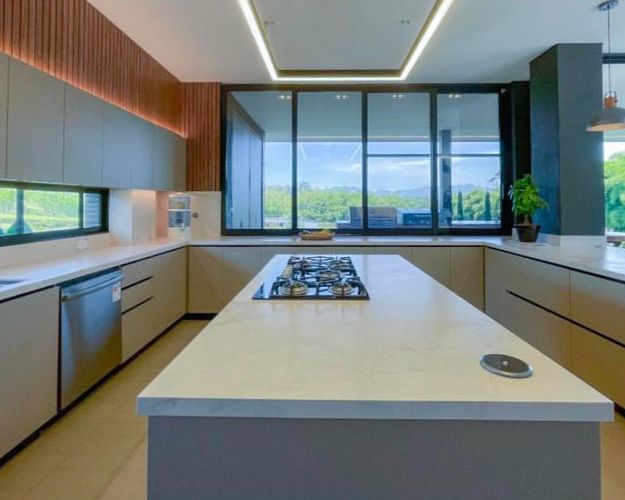 Casa de 4 alcobas en venta en Llano Grande, Rionegro, 600 m² · foto 6 de 17