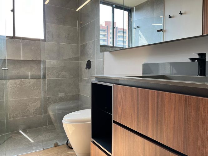 Apartamento de 3 alcobas en arriendo en El Poblado, Medellín, 170 m² · foto 18 de 19