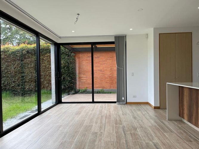 Casa de 3 alcobas en arriendo en El Retiro, 234 m² · foto 2 de 20