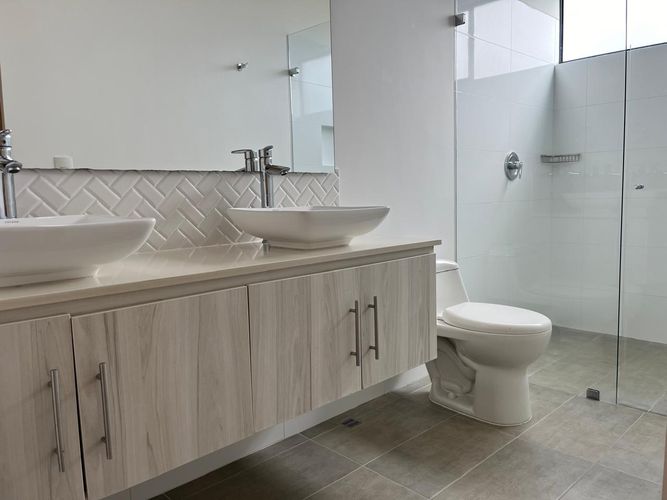 Casa de 3 alcobas en arriendo en El Retiro, 234 m² · foto 18 de 20