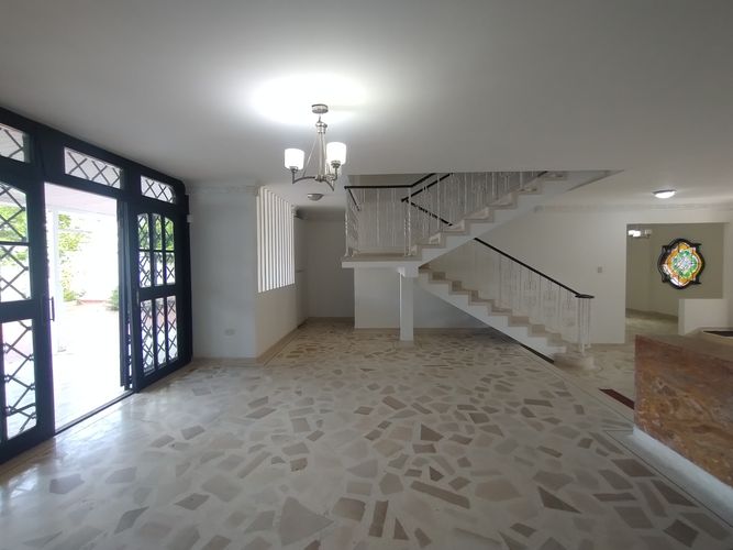 Casa de 5 alcobas en venta en El Limoncito, Barranquilla, 546 m² · foto 4 de 24