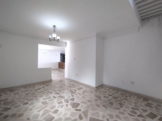 Casa de 5 alcobas en venta en El Limoncito, Barranquilla, 546 m² · foto 7 de 24