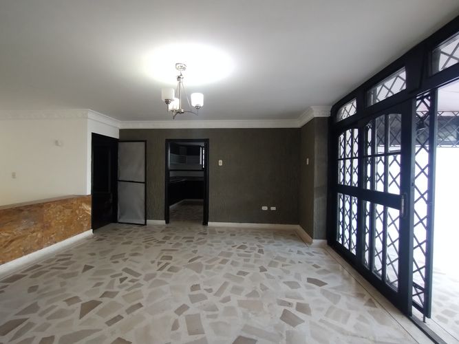 Casa de 5 alcobas en venta en El Limoncito, Barranquilla, 546 m² · foto 15 de 24