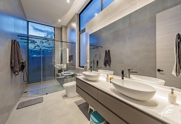Casa de 3 alcobas en venta en Los Balsos, Medellín, 685 m² · foto 11 de 15
