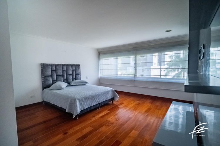 Apartamento de 5 alcobas en venta en Los Balsos, Medellín, 440 m² · foto 13 de 16