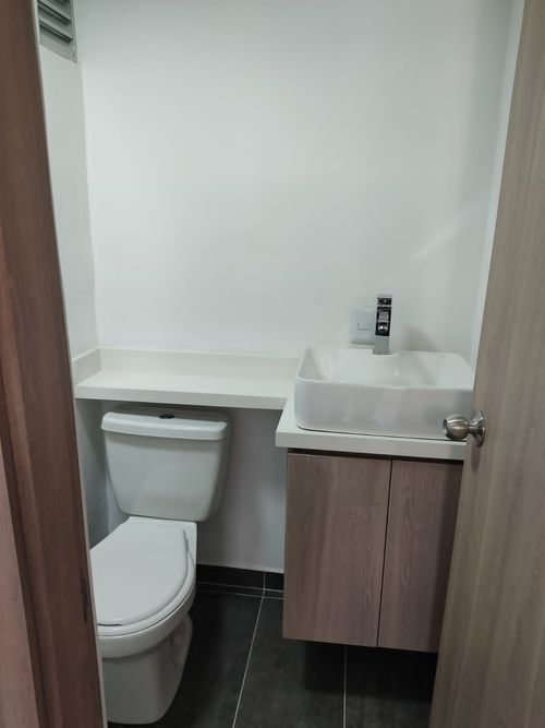 Apartamento de 2 alcobas en venta en Pan De Azucar, Sabaneta, 54 m² · foto 13 de 24
