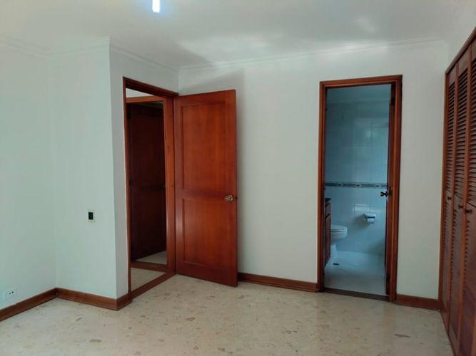Apartamento de 1 alcoba en arriendo en El Poblado, Medellín, 57 m² · foto 8 de 11