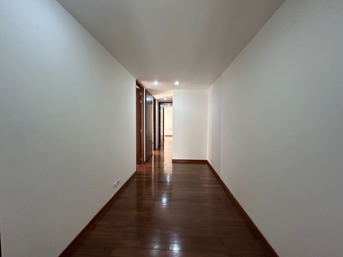 Apartamento de 3 alcobas en venta en Santa Barbara, Bogotá, 147 m² · foto 17 de 24