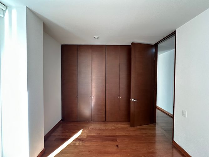 Apartamento de 3 alcobas en venta en Santa Barbara, Bogotá, 147 m² · foto 19 de 24
