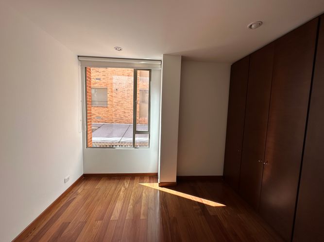 Apartamento de 3 alcobas en venta en Santa Barbara, Bogotá, 147 m² · foto 21 de 24