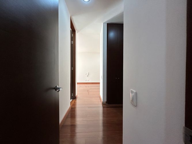 Apartamento de 3 alcobas en venta en Santa Barbara, Bogotá, 147 m² · foto 22 de 24