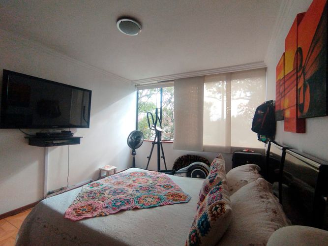 Apartamento de 3 alcobas en venta en El Poblado, Medellín, 213 m² · foto 12 de 17
