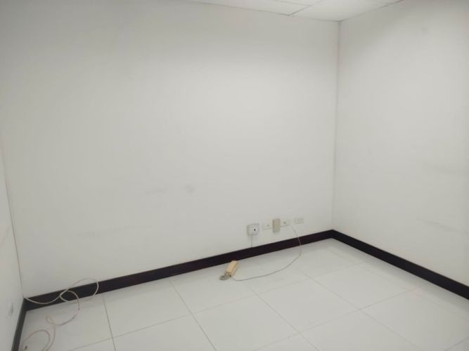 Oficina en arriendo en El Poblado, Medellín, 40 m² · foto 5 de 16
