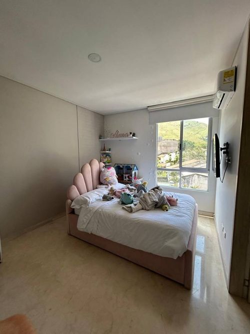Apartamento de 3 alcobas en venta en Santa Rita, Cali, 233 m² · foto 7 de 13