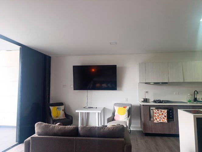Apartamento de 1 alcoba en arriendo en El Poblado, Medellín, 53 m² · foto 3 de 13