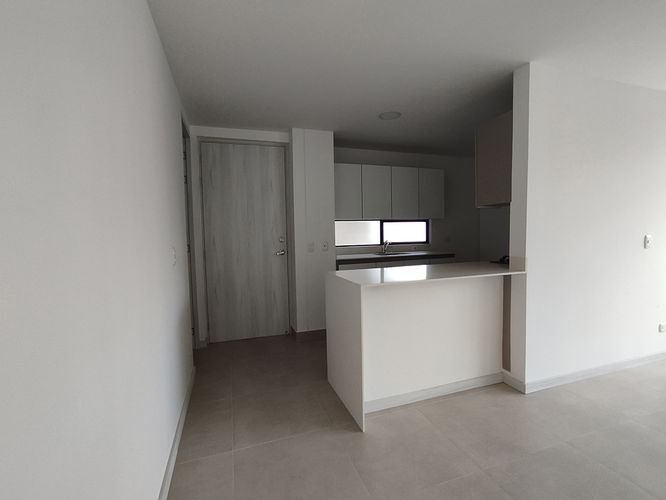 Apartamento de 3 alcobas en arriendo en El Poblado, Medellín, 110 m² · foto 11 de 15