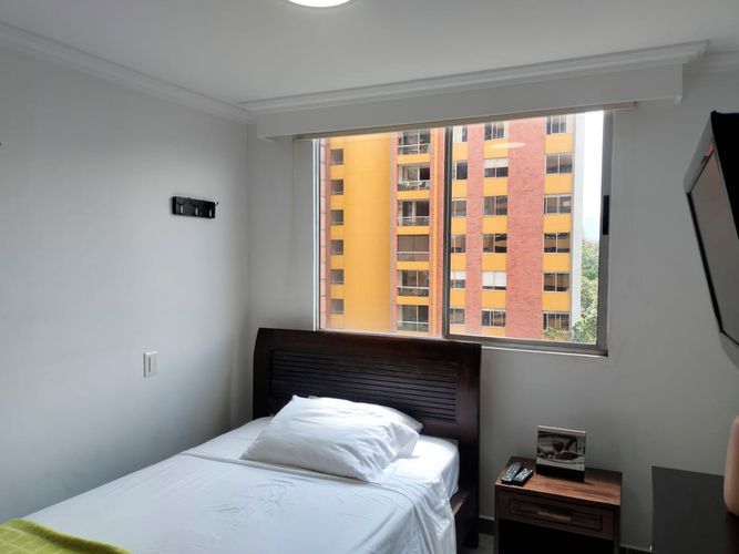 Apartamento de 2 alcobas en arriendo en El Poblado, Medellín, 70 m² · foto 14 de 18