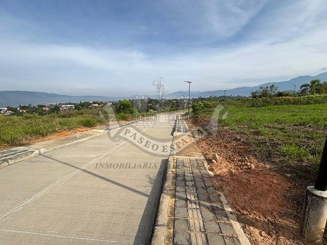 Lote en venta en Ruitoque, Girón, 800 m² · foto 6 de 7