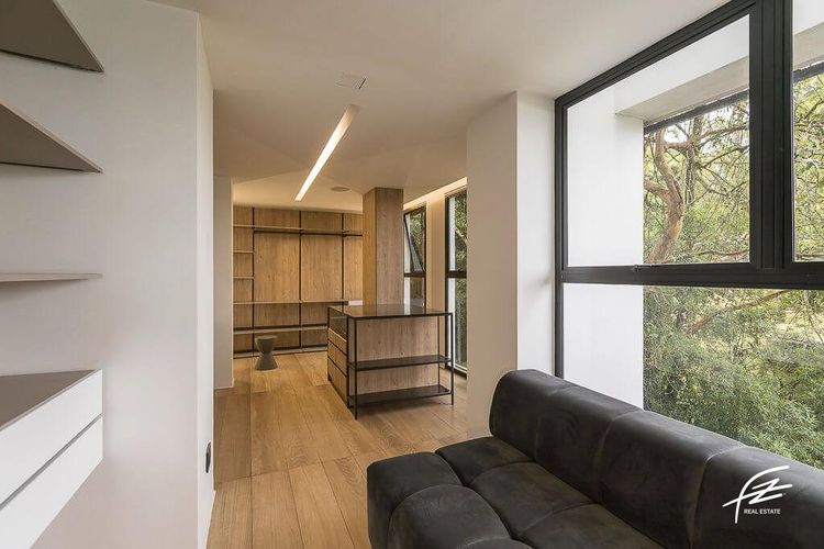 Casa de 8 alcobas en venta en El Tesoro, Medellín, 844 m² · foto 9 de 23