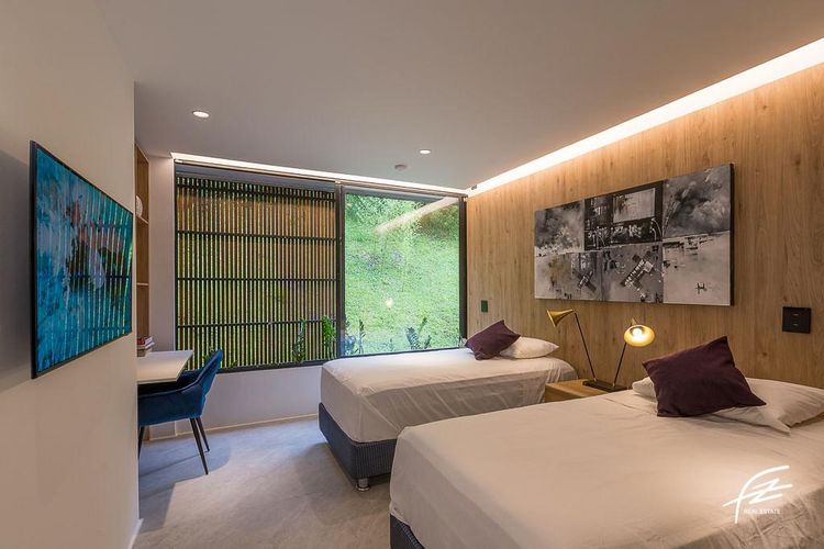 Casa de 8 alcobas en venta en El Tesoro, Medellín, 844 m² · foto 13 de 23