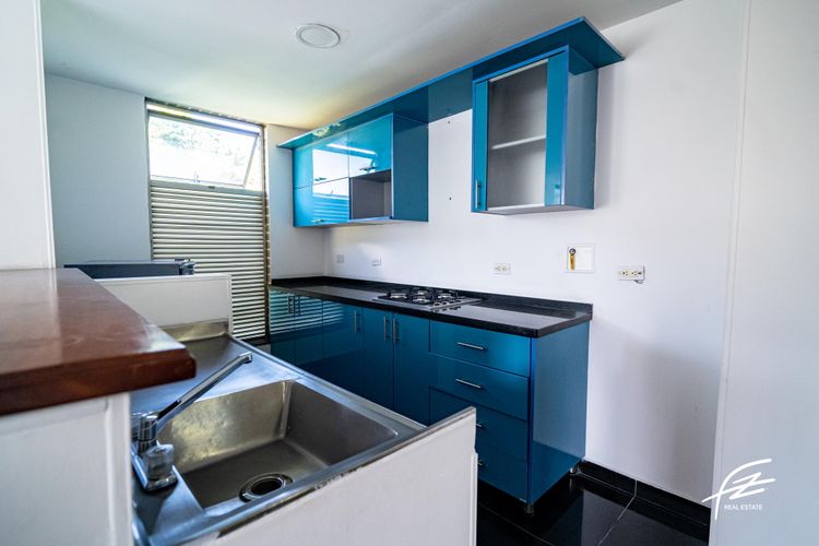 Edificio en venta en Suramericana, Medellín, 450 m² · foto 12 de 24
