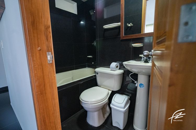 Edificio en venta en Suramericana, Medellín, 450 m² · foto 13 de 24