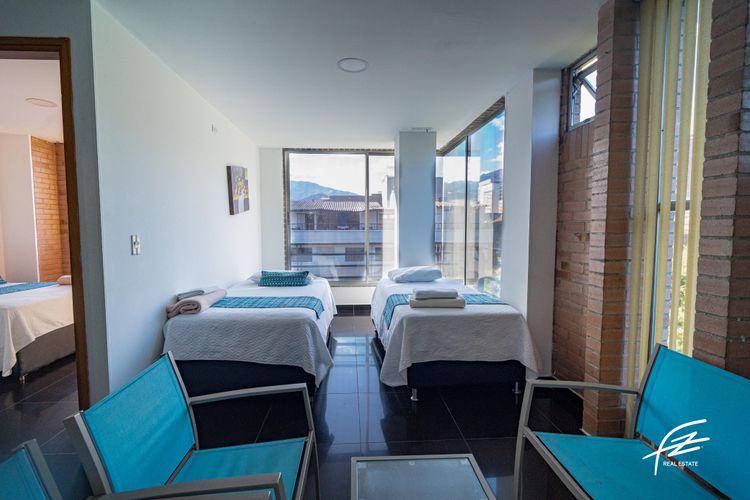Edificio en venta en Suramericana, Medellín, 450 m² · foto 14 de 24