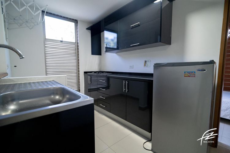 Edificio en venta en Suramericana, Medellín, 450 m² · foto 19 de 24