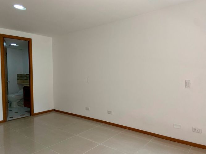 Apartamento de 3 alcobas en arriendo en Vegas De La Doctora, Sabaneta, 110 m² · foto 9 de 20