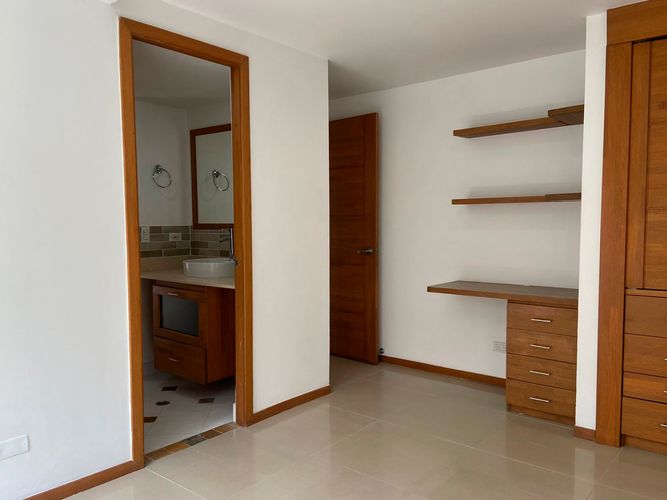 Apartamento de 3 alcobas en arriendo en Vegas De La Doctora, Sabaneta, 110 m² · foto 10 de 20