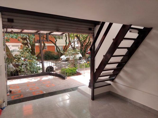 Local en arriendo en Laureles, Medellín, 80 m² · foto 3 de 13