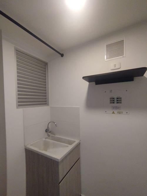 Apartamento de 2 alcobas en venta en Pinares, Pereira, 65 m² · foto 11 de 11