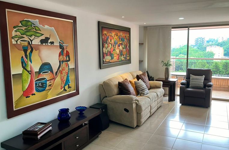 Apartamento de 2 alcobas en arriendo en El Poblado, Medellín, 74 m² · foto 2 de 12