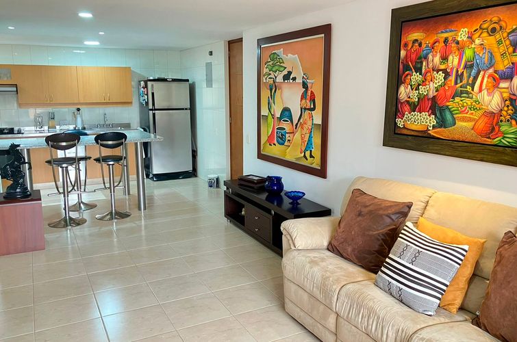 Apartamento de 2 alcobas en arriendo en El Poblado, Medellín, 74 m² · foto 4 de 12