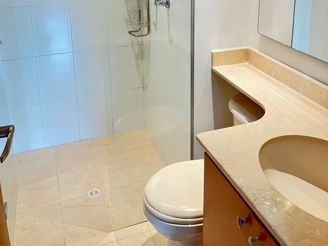 Apartamento de 2 alcobas en arriendo en El Poblado, Medellín, 74 m² · foto 10 de 12