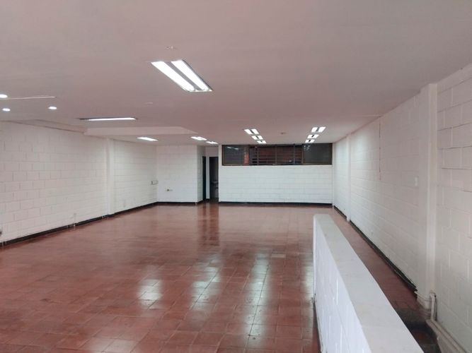 Bodega en arriendo en Guayabal, Medellín, 150 m² · foto 7 de 10