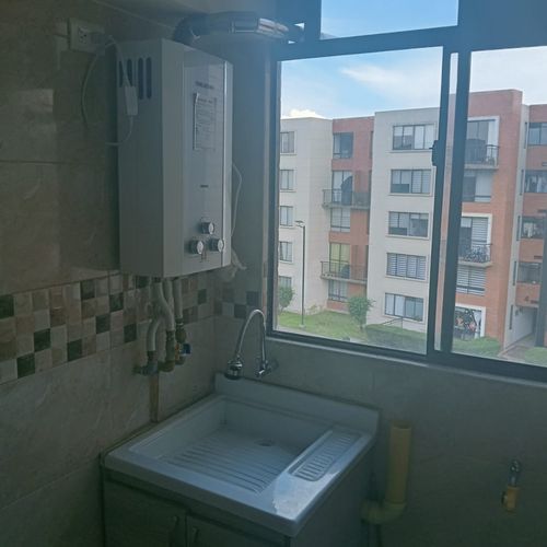 Apartamento de 3 alcobas en venta en Conjunto Residencial Pamplona, Madrid, 64 m² · foto 22 de 24