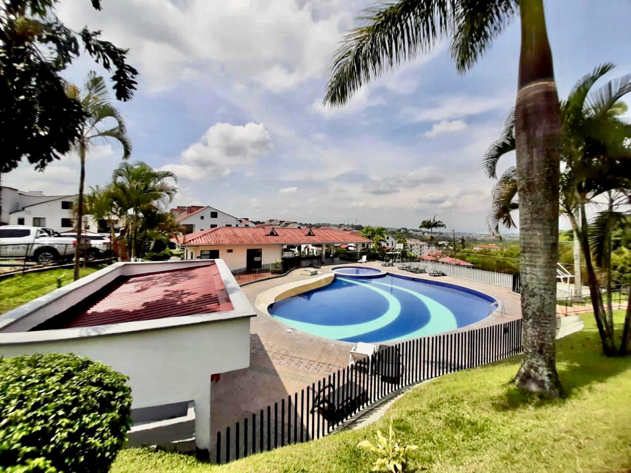 Casa en venta en Bosques De Santa Elena, Pereira · foto 10 de 24