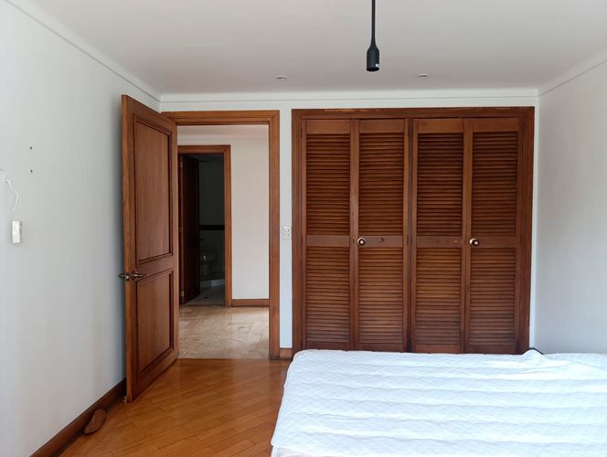 Apartamento de 4 alcobas en arriendo en El Poblado, Medellín, 257 m² · foto 8 de 19