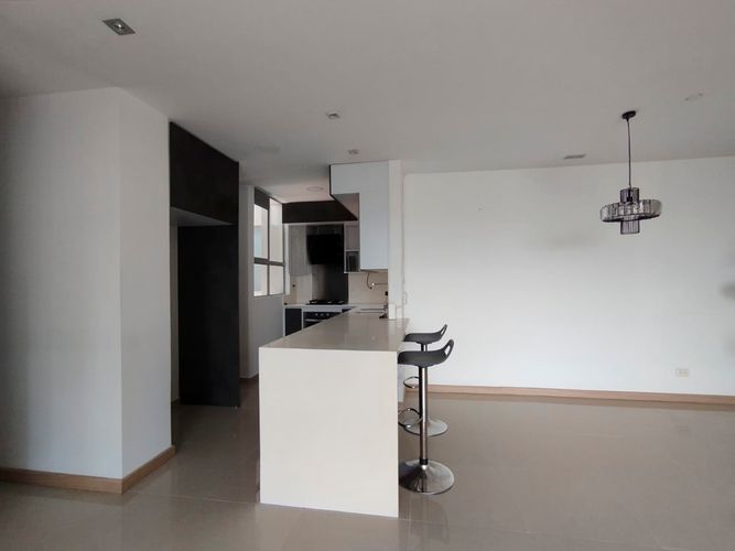 Apartamento de 3 alcobas en arriendo en El Poblado, Medellín, 112 m² · foto 7 de 20