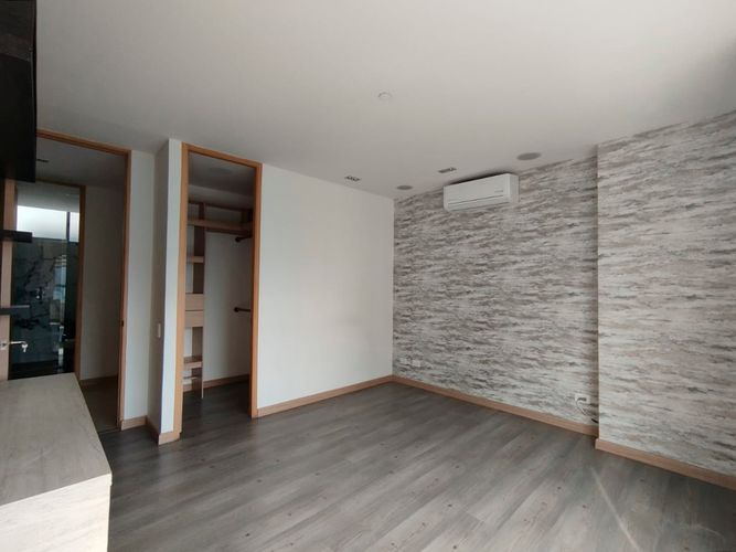 Apartamento de 3 alcobas en arriendo en El Poblado, Medellín, 112 m² · foto 15 de 20