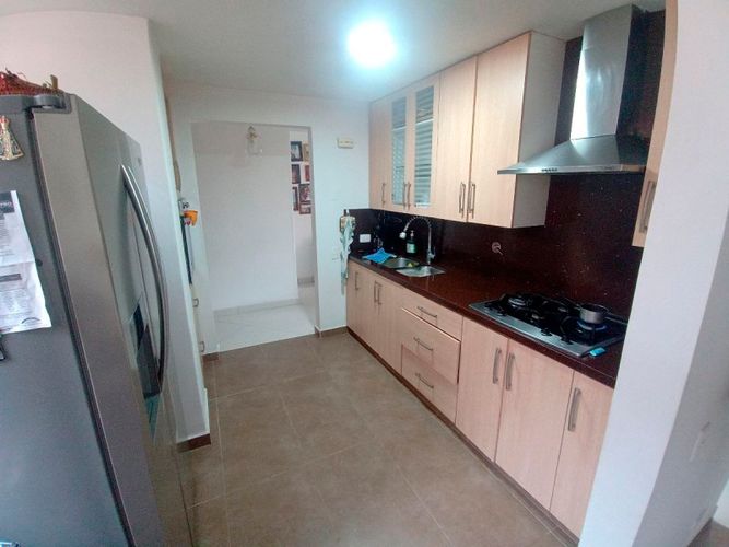 Apartamento de 3 alcobas en arriendo en El Poblado, Medellín, 120 m² · foto 8 de 13