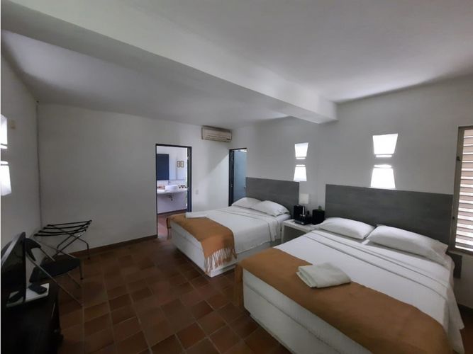 Casa de 4 alcobas en venta en Bosques De Peñalisa, Girardot, 381 m² · foto 7 de 14