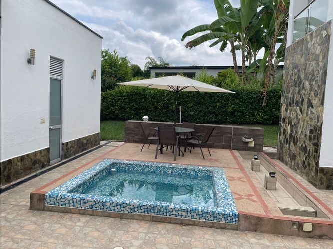Casa de 6 alcobas en venta en El Caimo, Armenia, 345 m² · foto 17 de 23