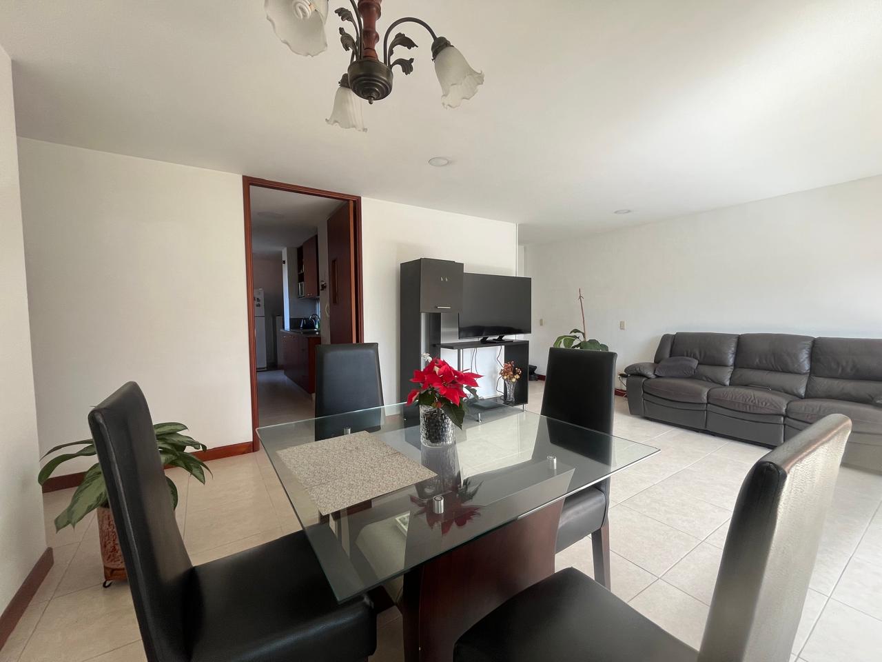 Apartamento en venta en El Poblado, Medellín · foto 3 de 17