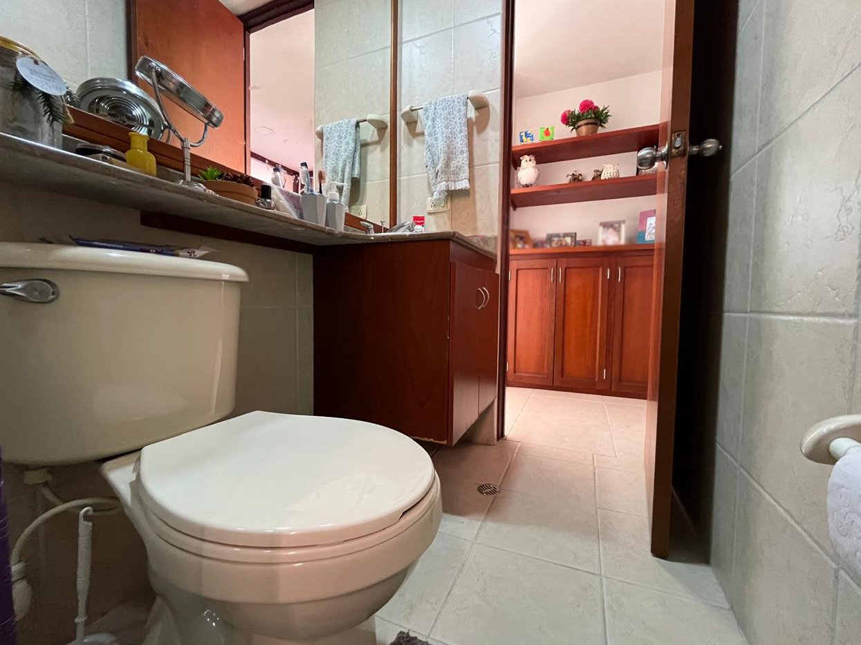 Apartamento en venta en El Poblado, Medellín · foto 15 de 17