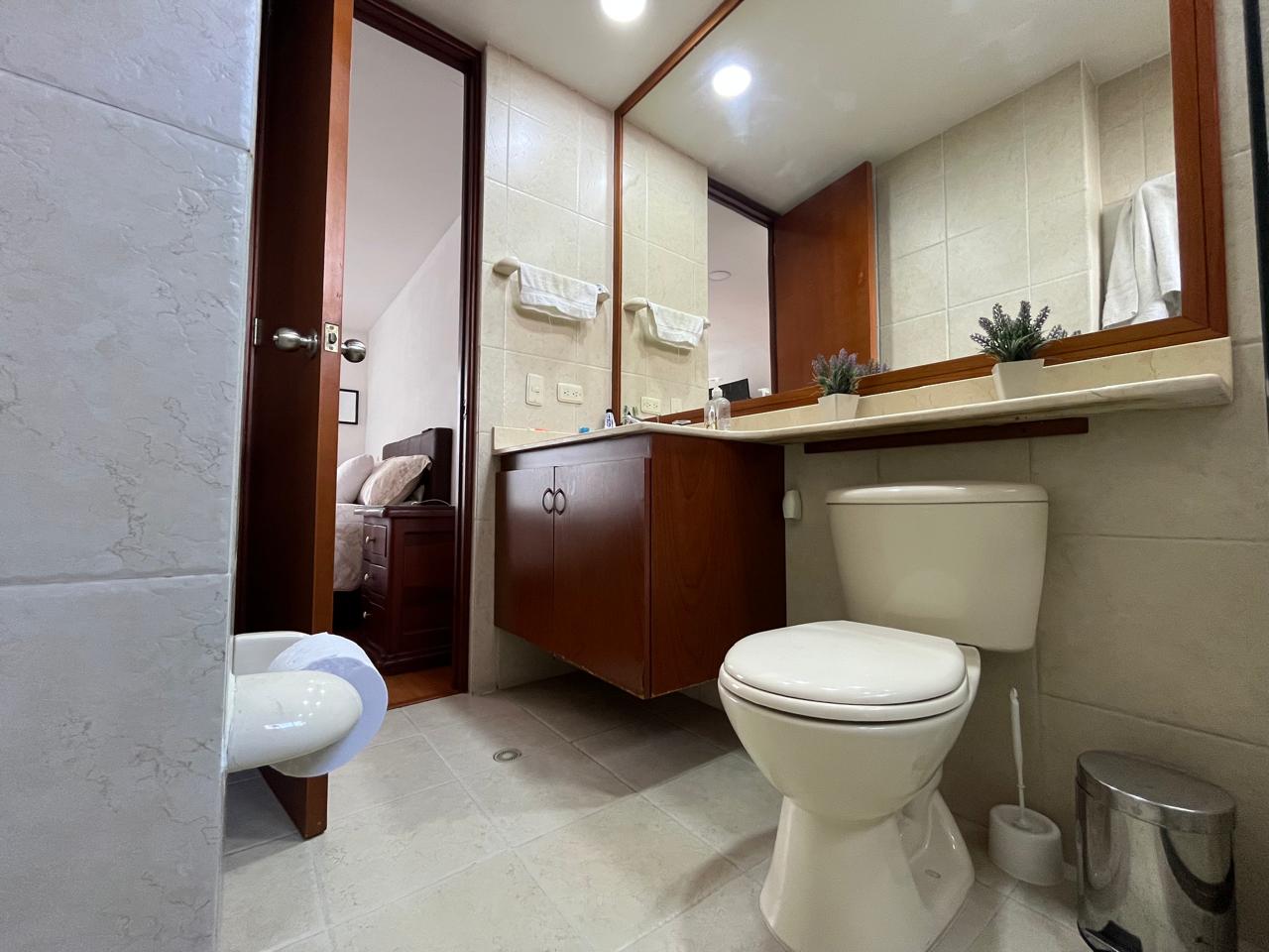Apartamento en venta en El Poblado, Medellín · foto 16 de 17
