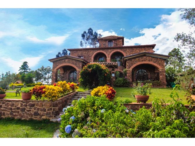 Casa de 4 alcobas en venta en Mesa De Los Santos, Piedecuesta, 500 m² · foto 3 de 24