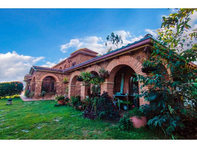 Casa de 4 alcobas en venta en Mesa De Los Santos, Piedecuesta, 500 m² · foto 8 de 24